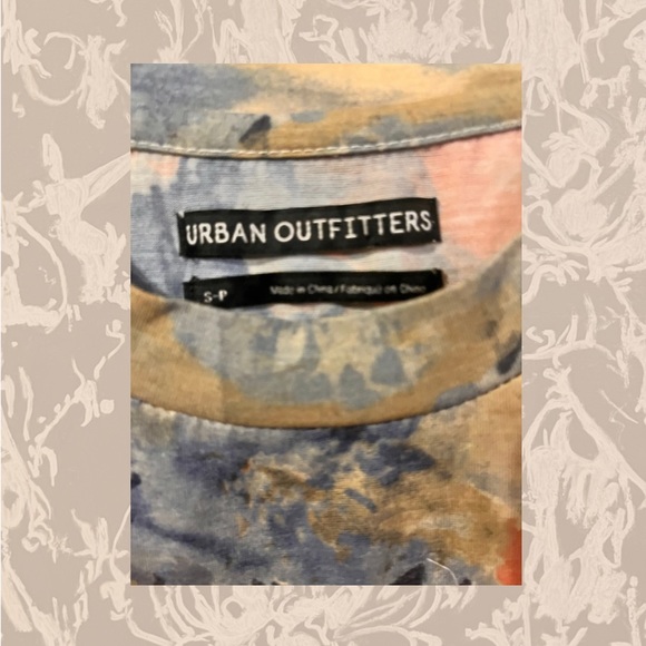 URBAN OUTFITTERS STORMY SUNSET SHIRT - Picture 3 of 4